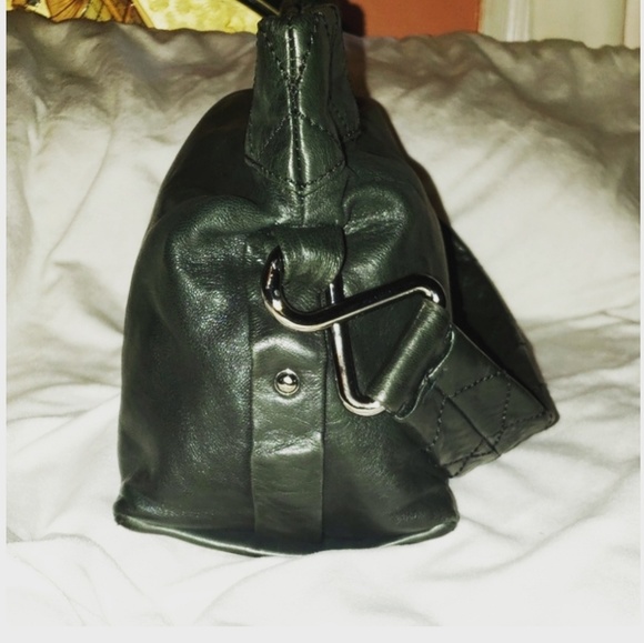 🔥🔥SOLD🔥🔥Chanel 8 Knots Green Shoulder Bag - Picture 2 of 8